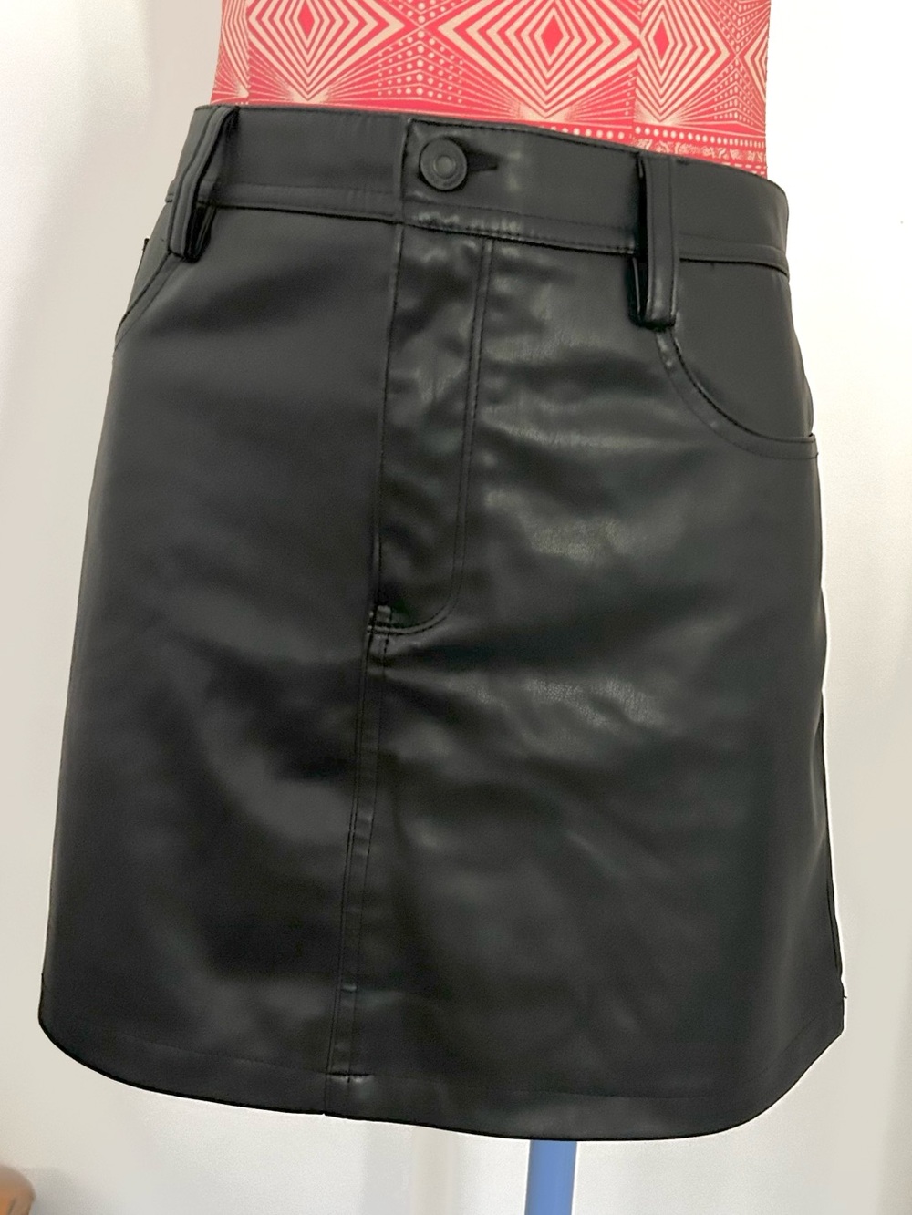 Kensie Black Faux Leather Mini Skirt